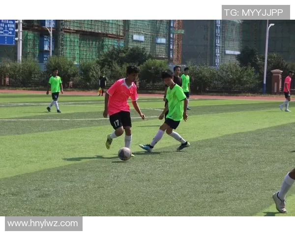 广州足球队勇攀高峰的冠军赛之路与辉煌历程回顾