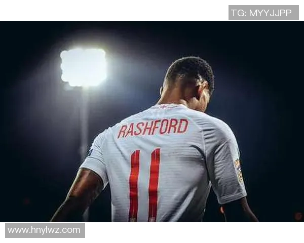 拉什福德足球明星头像背后的故事与成就解析 拉什福德足球明星头像背后的故事与成就解析