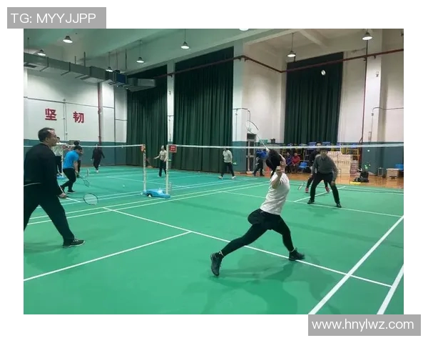 赵芳独家分享羽毛球技巧与心得助你提升球技的秘诀与经验总结 赵芳独家分享羽毛球技巧与心得助你提升球技的秘诀与经验总结