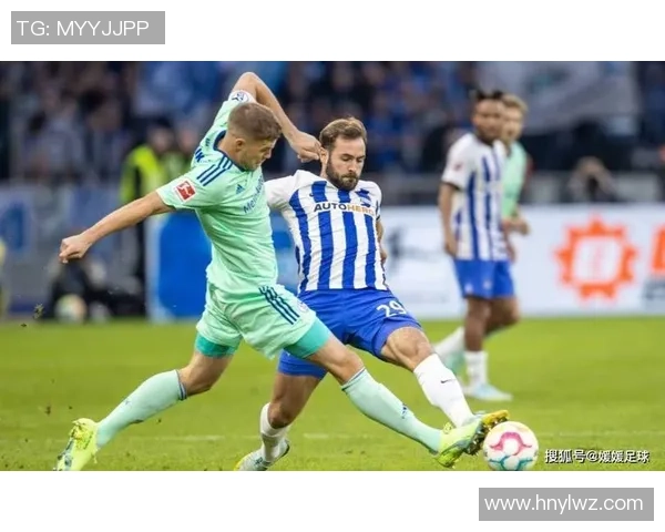 墨西哥早期足球明星的传奇故事与影响力探讨 墨西哥早期足球明星的传奇故事与影响力探讨